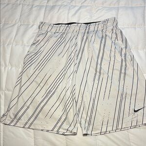 Nike Men's White and Black Striped Shorts